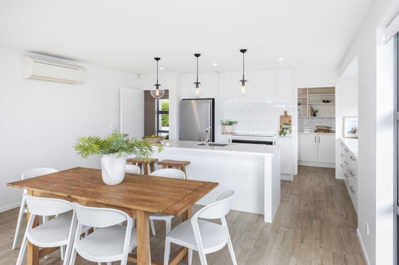 12 Parkridge Place, Mount Pleasant, Christchurch - Carousel 2