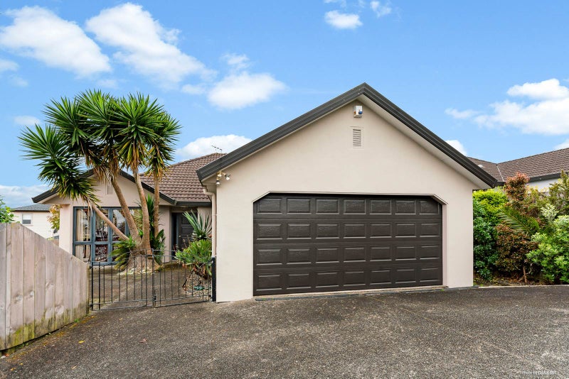 29 Lamia Place, The Gardens, Auckland - Carousel 1