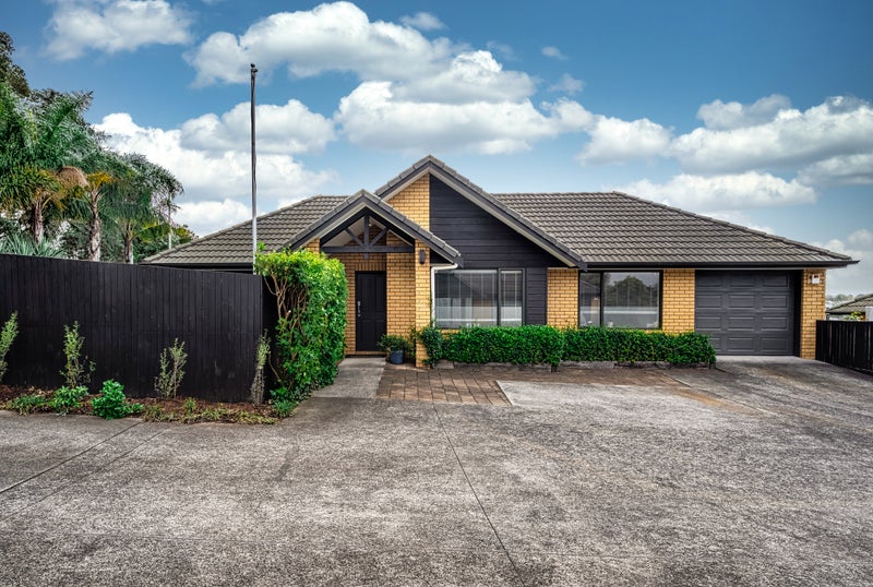 197 GILLS ROAD, Half Moon Bay, Auckland - Carousel 1