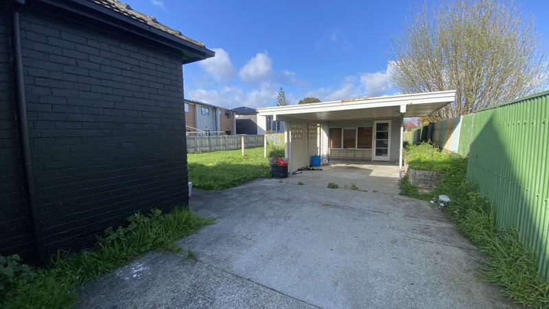 6 Rainey Grove, Taita, Lower Hutt - Carousel 2