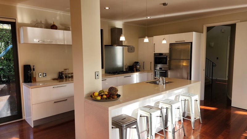 30 Hopkins Crescent, Kohimarama, Auckland - Carousel 2