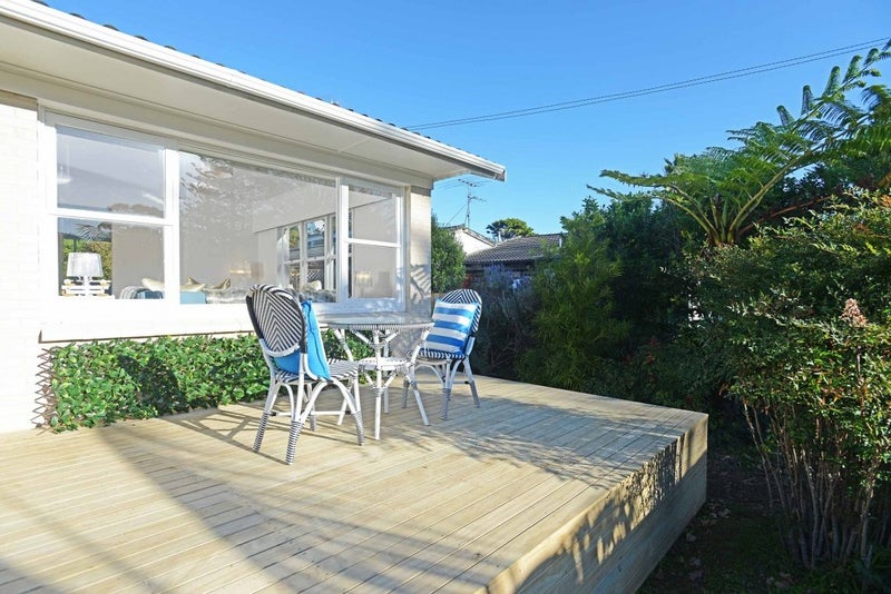 1/26 Wolsley Avenue, Milford, Auckland - Carousel 2