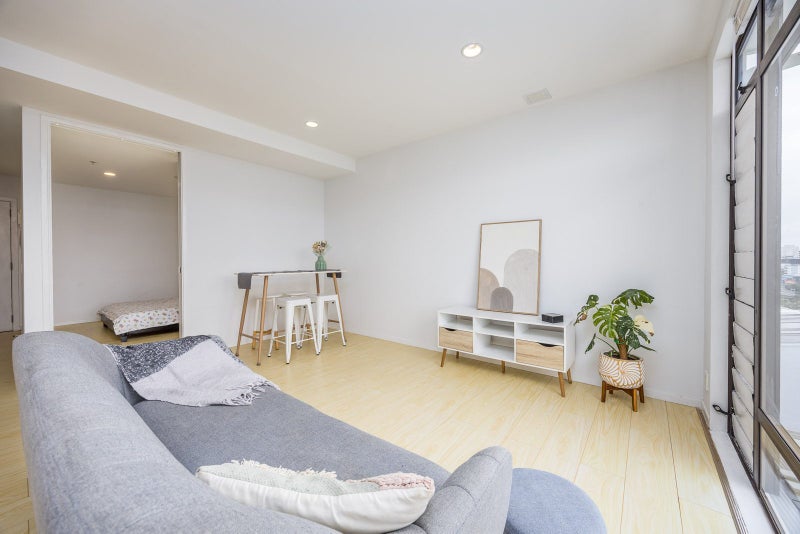 3J/7 Charlotte Street, Eden Terrace, Auckland - Carousel 13