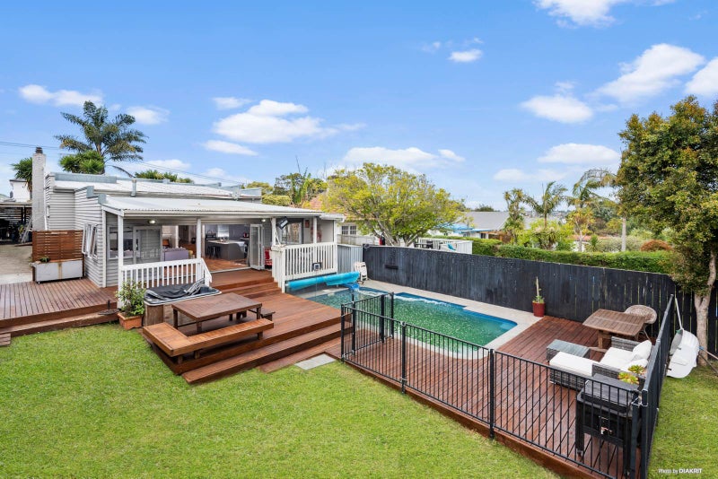 27 Bentleigh Avenue, New Windsor, Auckland - Carousel 2