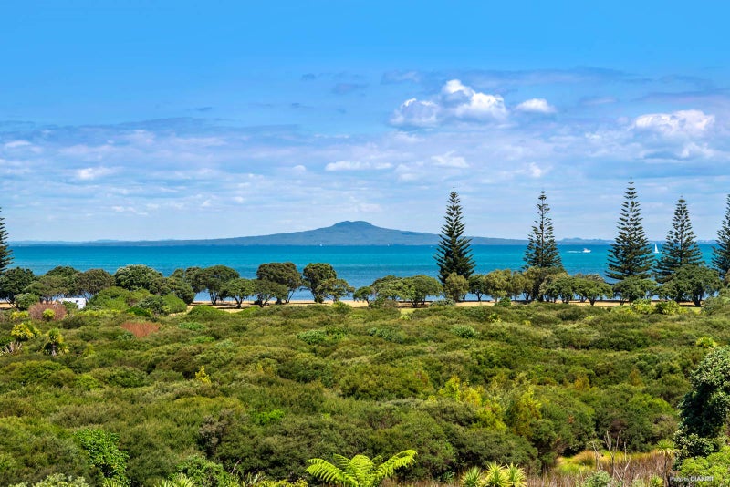 1471 Whangaparaoa Road, Army Bay, Whangaparaoa - Carousel 1