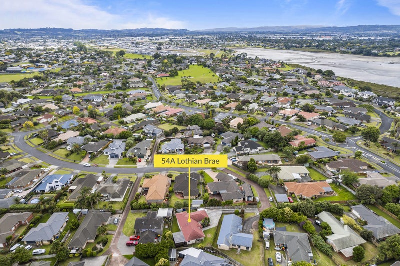 54A Lothian Brae, Wattle Downs, Auckland - Carousel 22