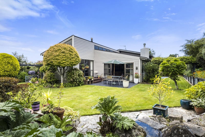 108 Glenross Street, Glenross, Dunedin - Carousel 2