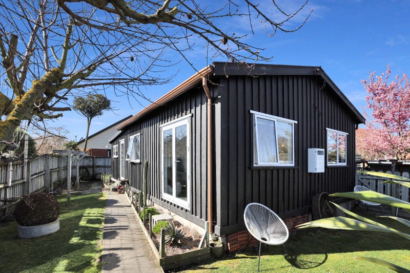 10 Nixon Street, Tinwald, Ashburton - Carousel 1