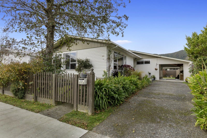 298 Wellington Road, Wainuiomata, Lower Hutt - Carousel 23