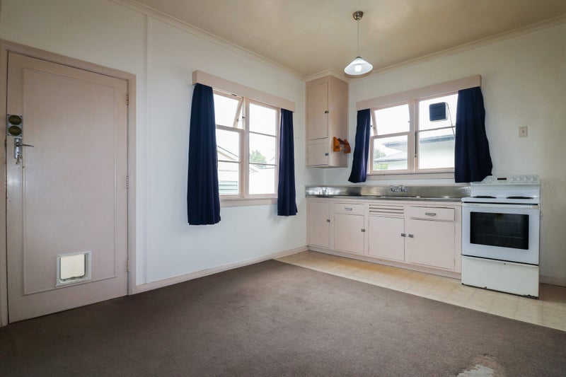 112 Manawatu Street, Hokowhitu, Palmerston North - Carousel 2