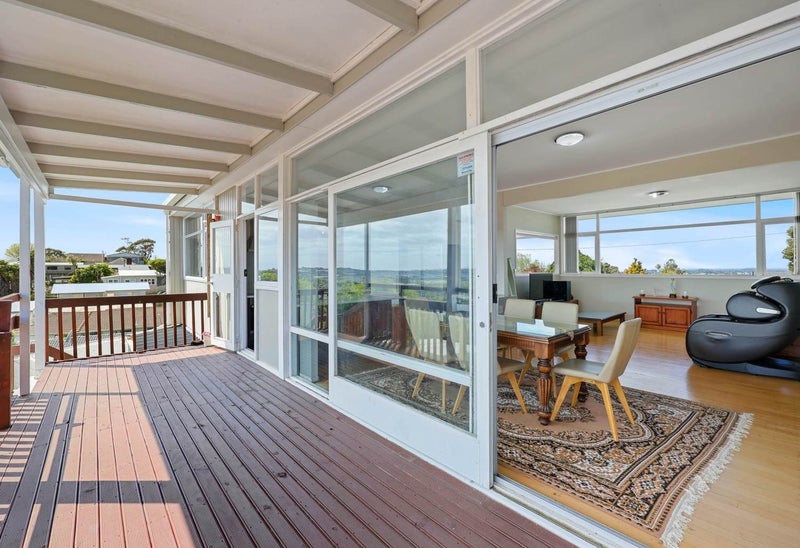 118 Sunset Road, Unsworth Heights, Auckland - Carousel 17