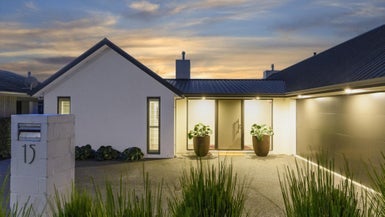 15 Kirkhill Close, Bethlehem, Tauranga - Carousel 1