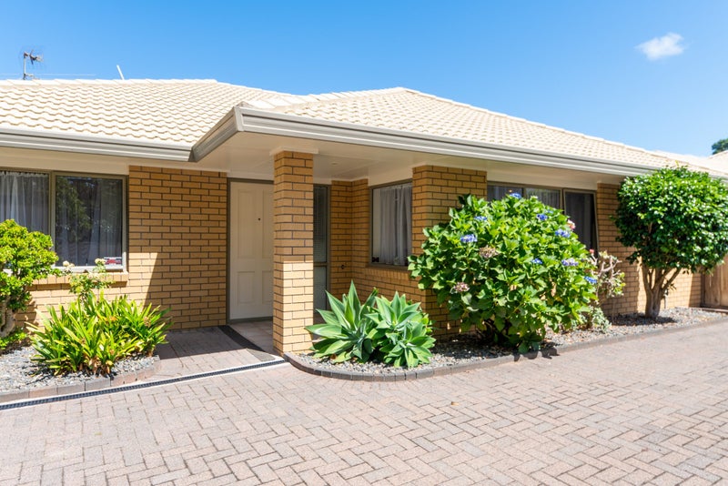 1/52 Turama Road, Royal Oak, Auckland - Carousel 2