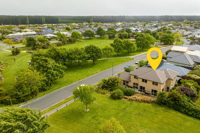 6 Titirangi Crescent, Parklands, Christchurch - Carousel 2