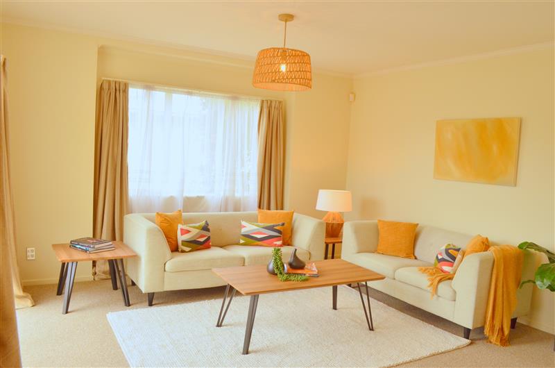 1/13 Tilden Avenue, Hillcrest, Auckland - Carousel 2