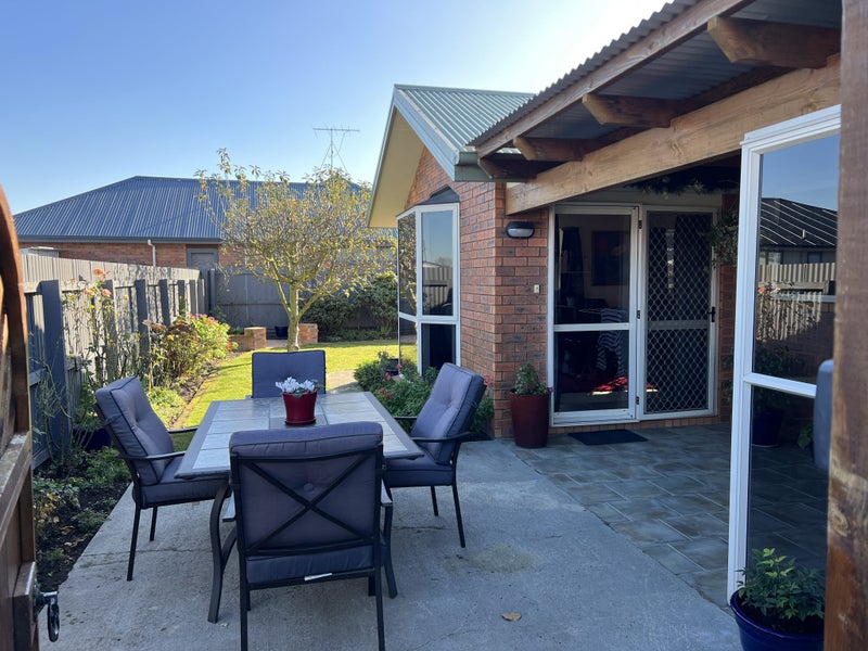 5B HUGH ST, Hampstead, ASHBURTON - Carousel 2
