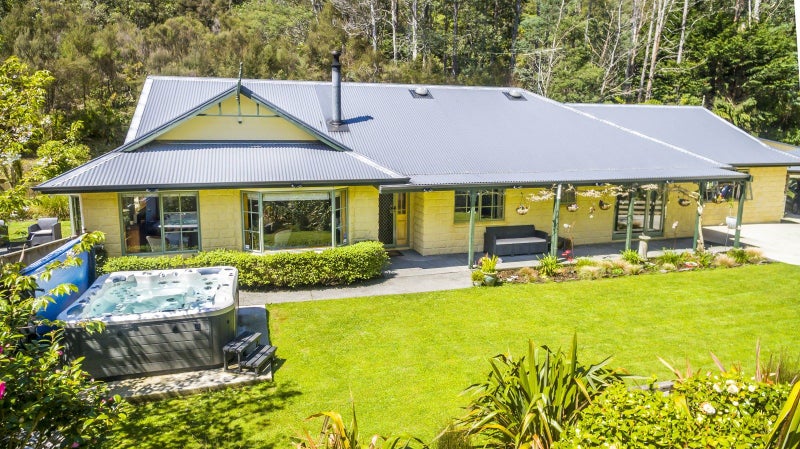 1063C Blue Mountains Road, Blue Mountains, Upper Hutt - Carousel 2