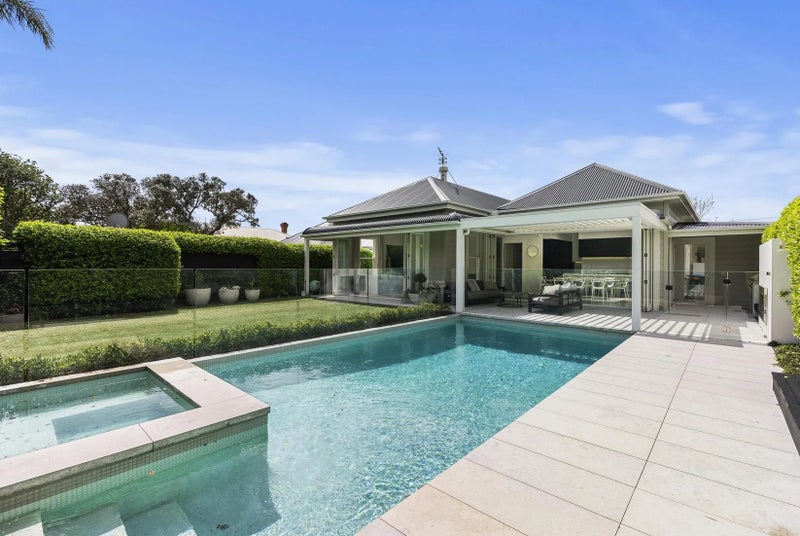 26 Masons Avenue, Herne Bay, Auckland - Carousel 1