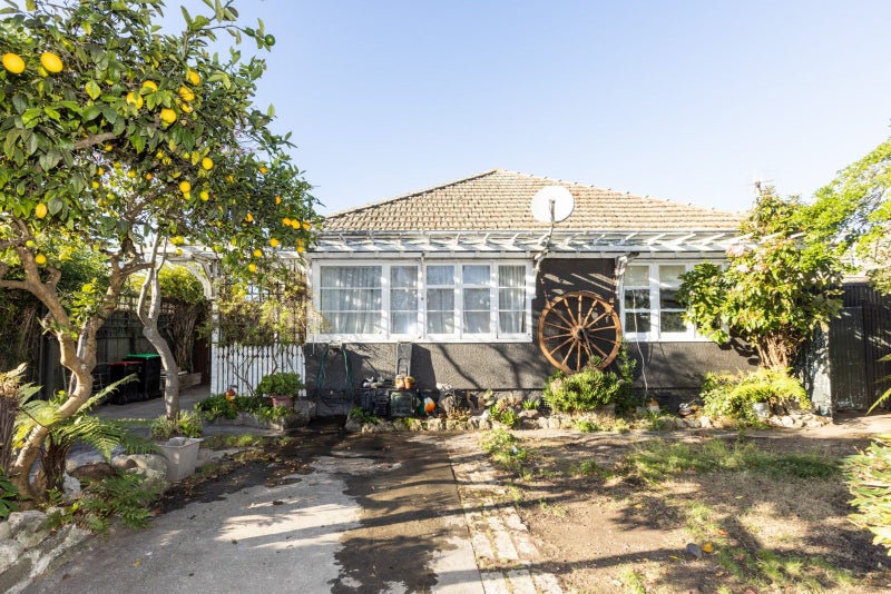 76 Latham Street, Marewa, Napier - Carousel 1