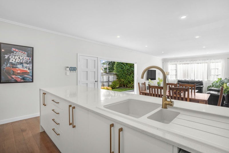 948 High Street, Avalon, Lower Hutt - Carousel 1