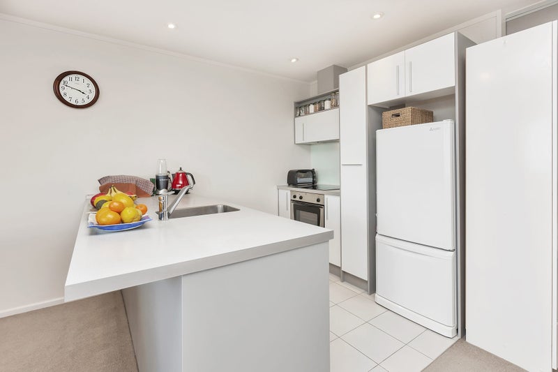 5K/16 Burton Street, Grafton, Auckland - Carousel 1