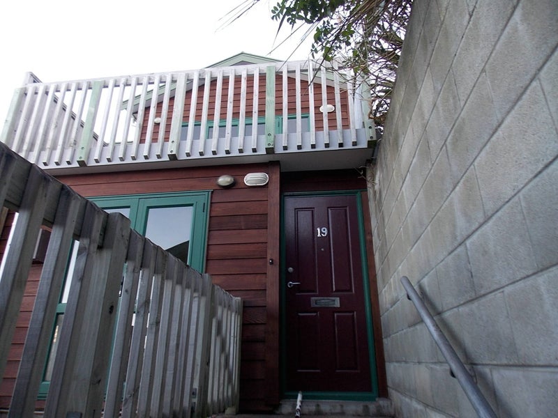 19/5 Malcolm Lane, Thorndon, Wellington - Carousel 1