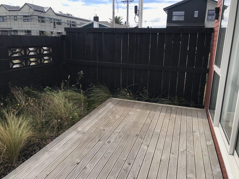 1/53 May Street, Hamilton East, Hamilton - Carousel 12