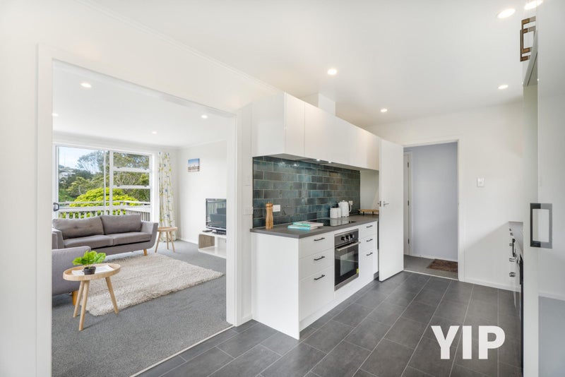 133 Ruskin Road, Newlands, Wellington - Carousel 2