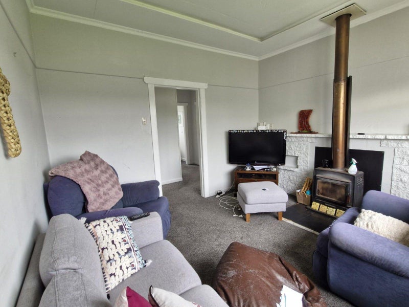 74 Stobo Street, Grasmere, Invercargill - Carousel 2