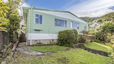 10A Ngarimu Grove, Ngaio, Wellington - Carousel 1