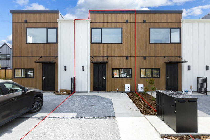 6 Raeble Walkington Lane, Wallaceville, Upper Hutt - Carousel 2