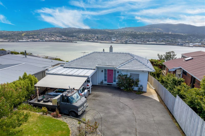 121 Larnach Road, Vauxhall, Dunedin - Carousel 1