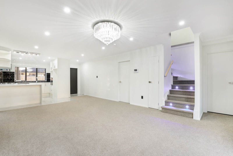 12B Central Avenue, Papatoetoe, Auckland - Carousel 2