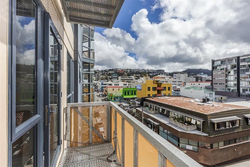 303/35 Abel Smith Street, Te Aro, Wellington - Carousel 2