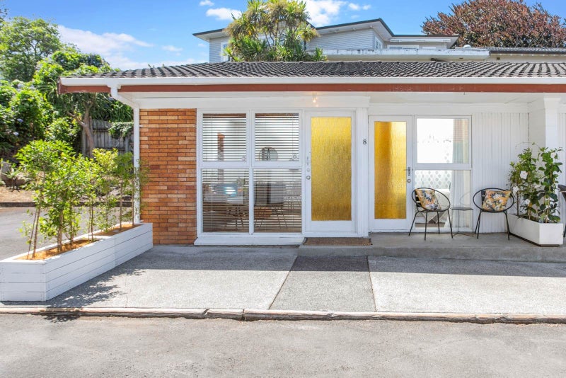 8/3 Fairview Road, Mount Eden, Auckland - Carousel 1