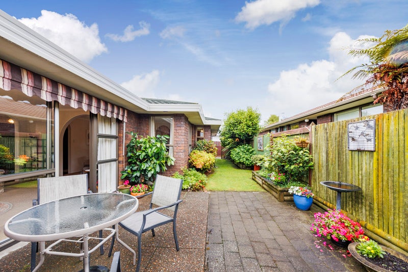 2 Huhana Court, Hokowhitu, Palmerston North - Carousel 2