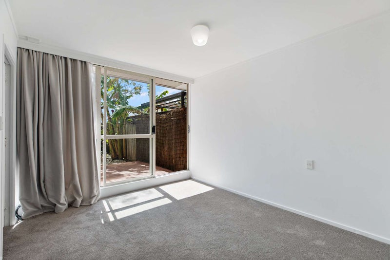14/32 Blockhouse Bay Road, Avondale, Auckland - Carousel 2