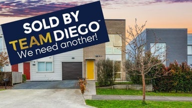 9 Ambar Ridge Avenue, Massey, Auckland - Carousel 1