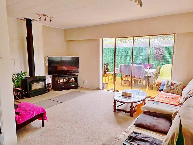 25 Magnolia Avenue, Opaheke, Papakura - Carousel 2