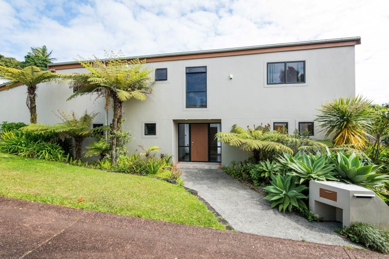 40 Woodridge Avenue, Northcross, Auckland - Carousel 2