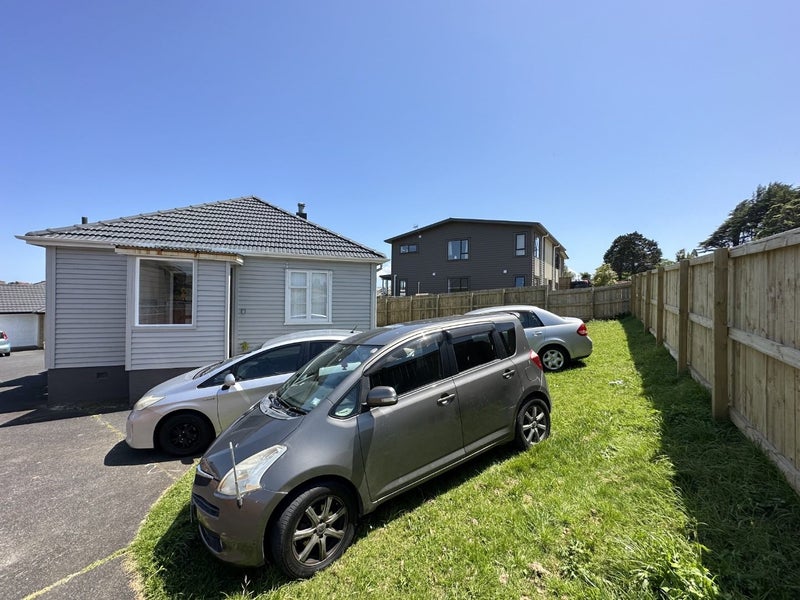 4A Roseman Avenue, Mount Roskill, Auckland - Carousel 14