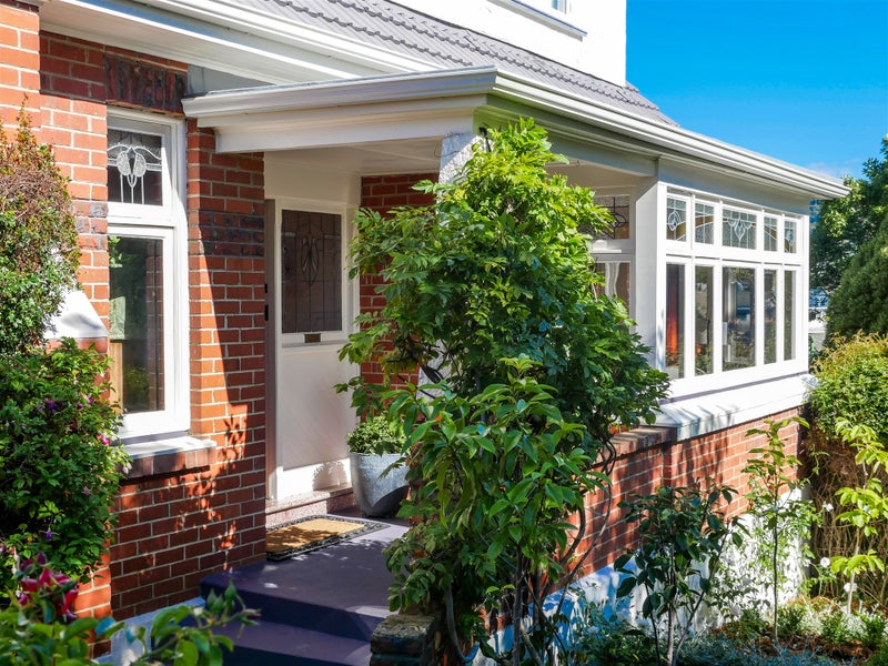 4 Sim Street, Maori Hill, Dunedin - Carousel 2