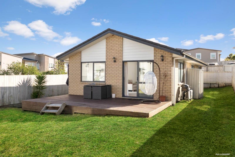 35A AWAROA RD, Sunnyvale , Auckland  - Carousel 1