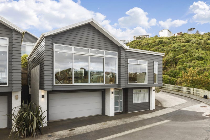 31 Cresswell Place, Johnsonville, Wellington - Carousel 1