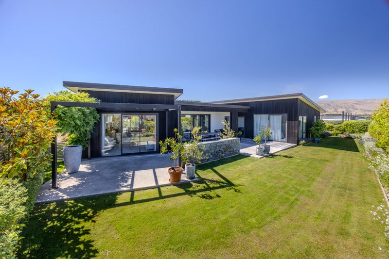 9 Avalanche PL, Wanaka, Queenstown - Carousel 2