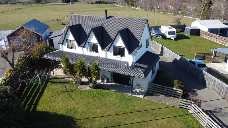 14 Essex Street, Weston, Oamaru - Carousel 1