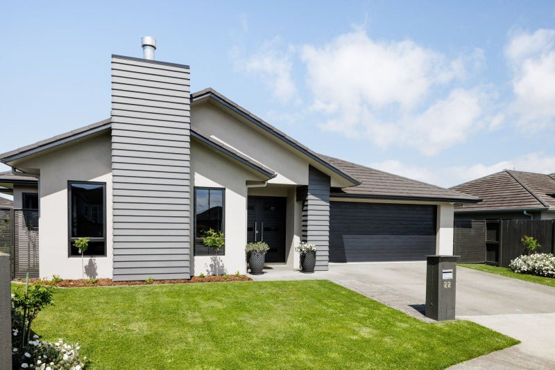 22 Miranda Place, Flagstaff, Hamilton - Carousel 1