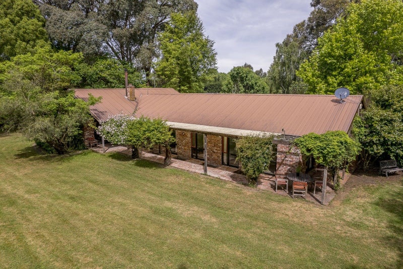 111 Longstaffs Road, Christchurch - Carousel 2