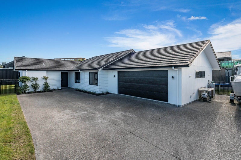 13 Penny Grove, Nukuhau, Taupo - Carousel 1