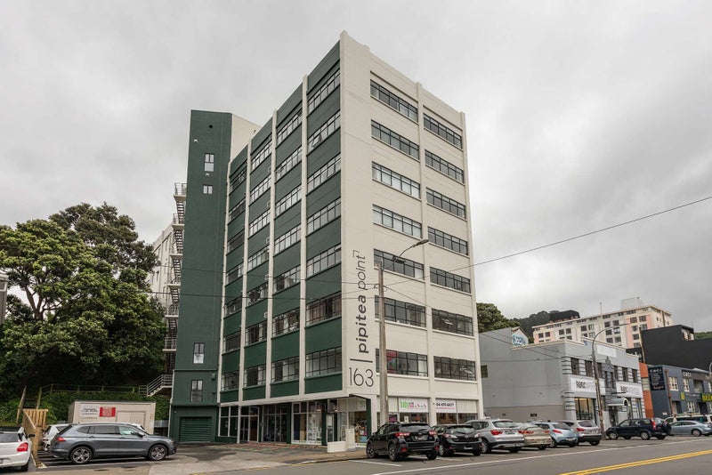 4/163E Thorndon Quay, Pipitea, Wellington - Carousel 1